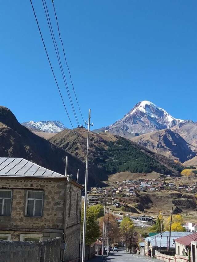 Гостевой дом Kazbegi good sleep Степанцминда-10